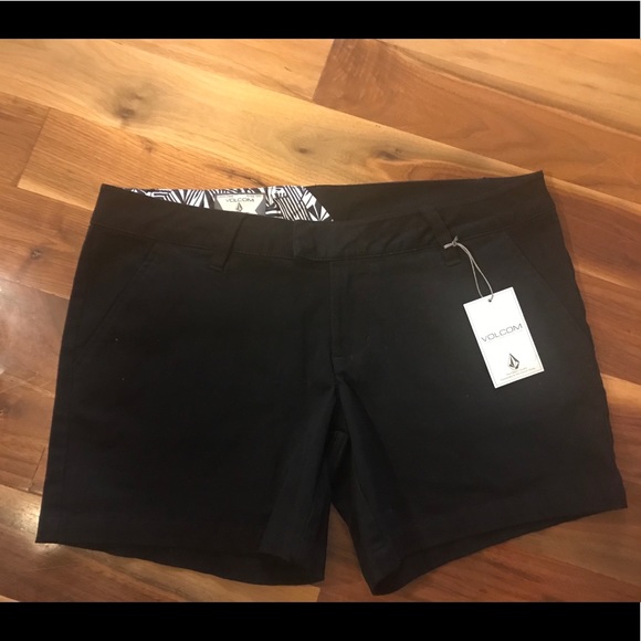 NWT Volcom fixed waist shorts - Picture 1 of 5